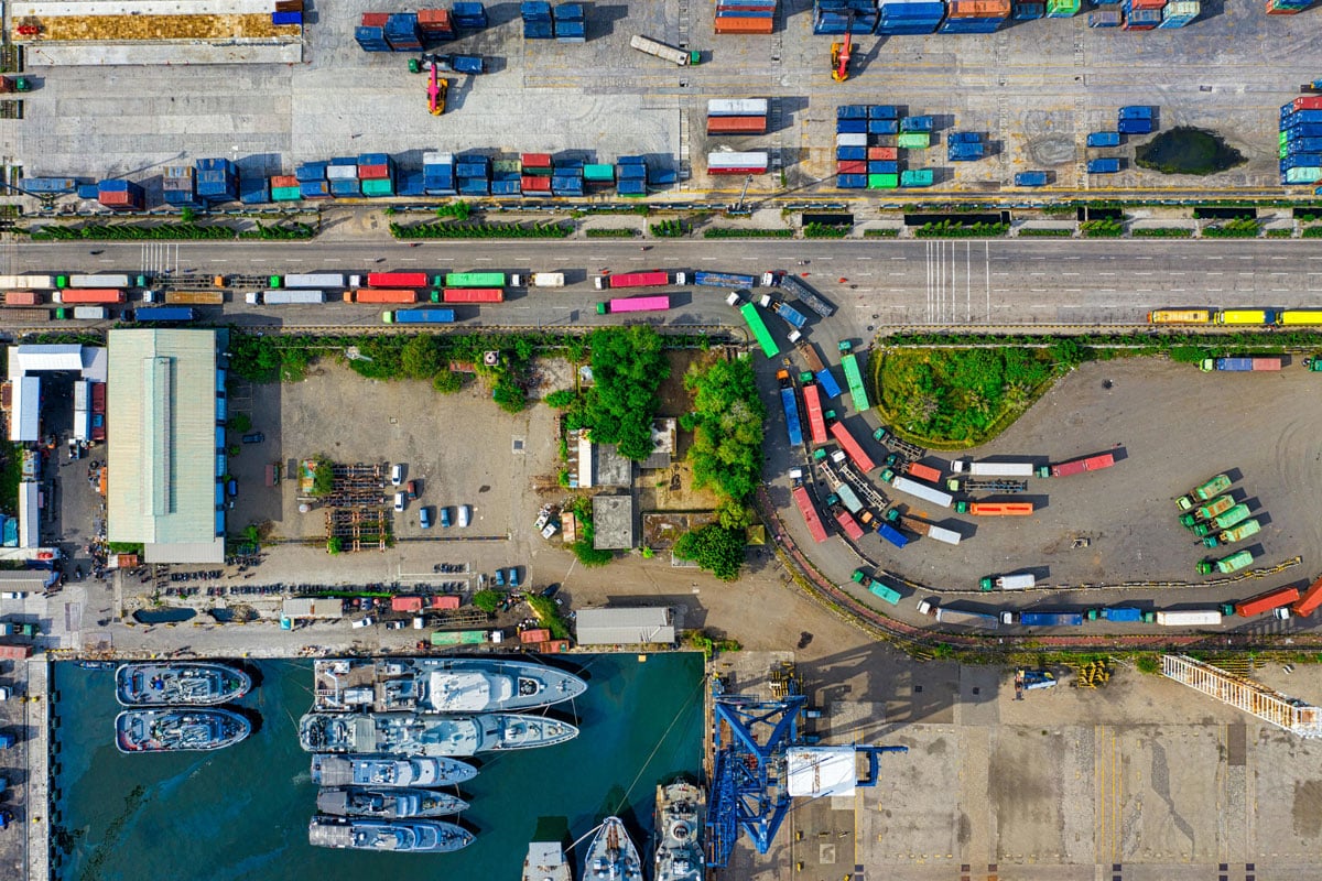 Behind the Scenes: What a Cargo Claims Adjuster Does to Settle Your Claim