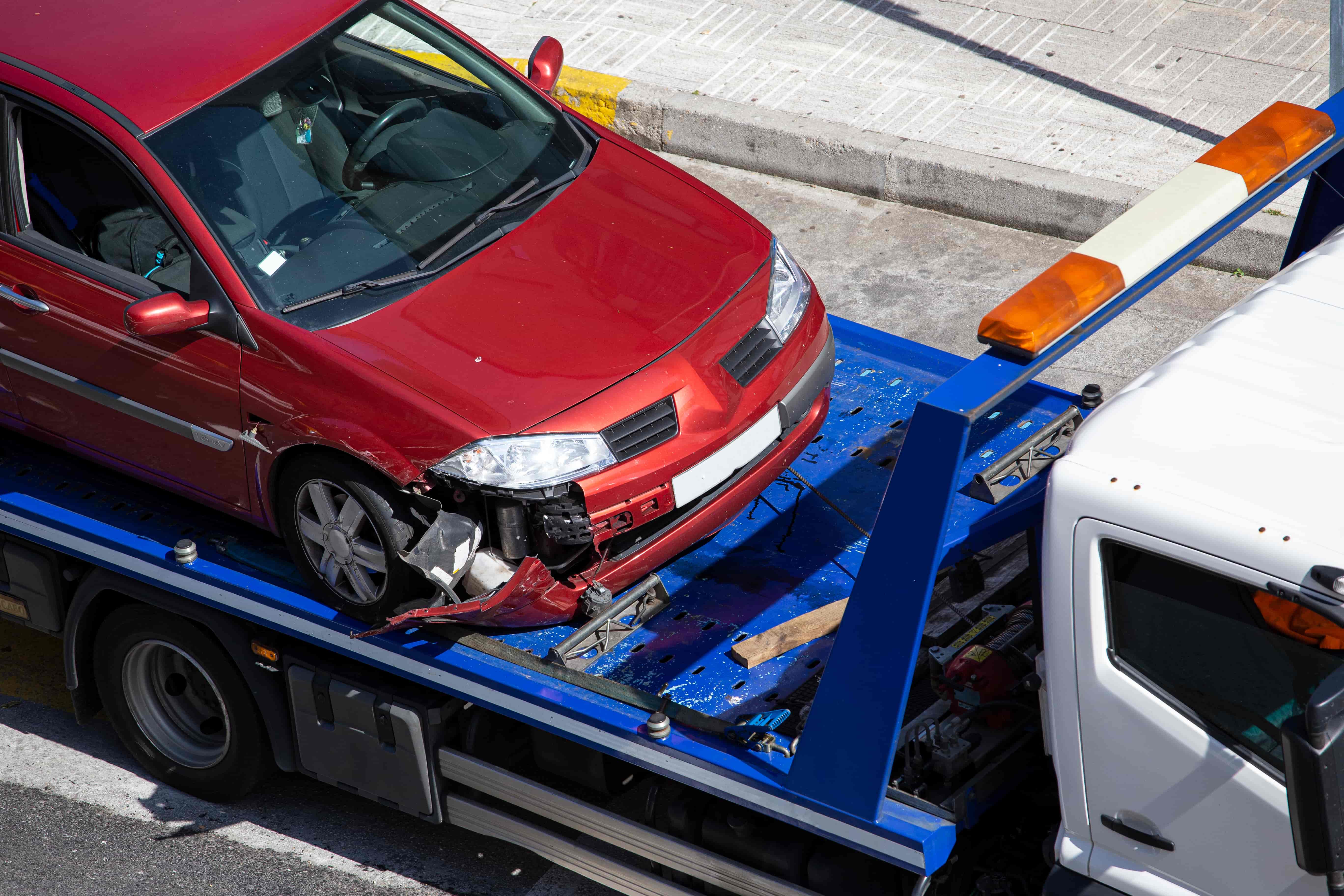 State-by-State Towing Regulations: Why Local Expertise Wins